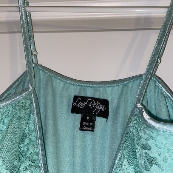 Love Reign blue/green skinny strap dress with lace. Size S. - Picture 4 of 7